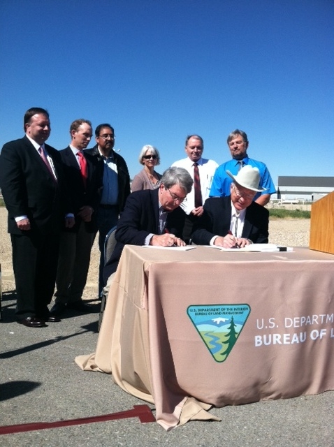 salazarsigning